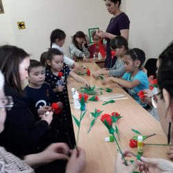 В ЦНКиД прошел мастер класс по изготовлению гвоздики.