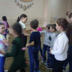 Игровая программа "Путешествие в страну дружбы".