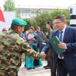 В Сибае открылся памятник посвященный "100-летию пограничной службы России"