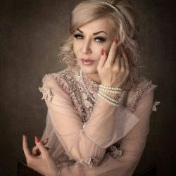 Светлана Утяева - наставник шоу-проекта вокалистов "Голос Зауралья"