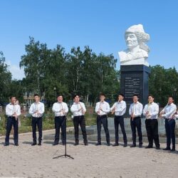 Народный ансамбль кураистов