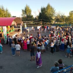 Фестиваль русской культуры  "В поисках аленького цветочка"