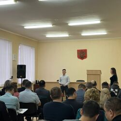 Поздравление сотрудников правоохранительных органов