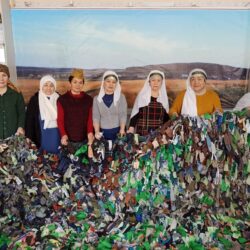 Коллектив народного ансамбля кубызистов "Яугель" освоили новое полезное ремесло.