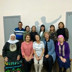 С Днем пожилого человека