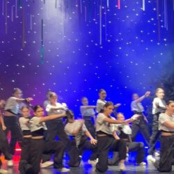 Новогодний концерт "Северное Сияние": энергия молодости и музыка для всех!