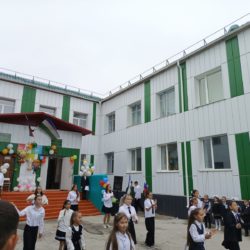 Торжественная линейка ко Дню знаний