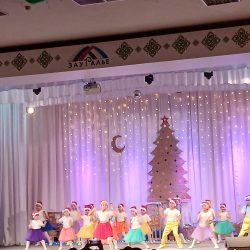 Бьёт копытом Новый год!